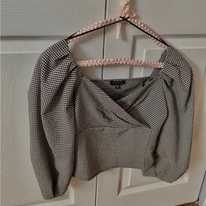 Milkmaid gingham vichy puff sleeves top